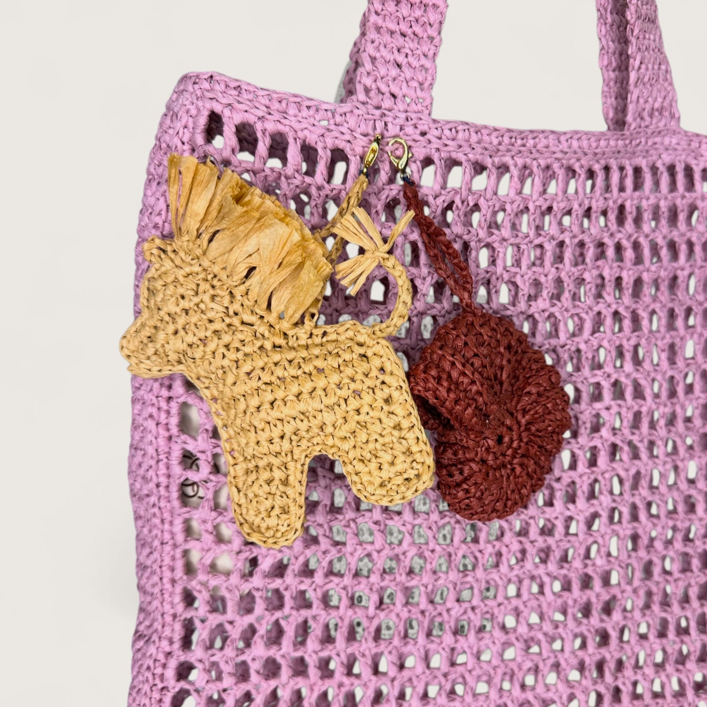 Сумка Butterfly Shopper LYU HM 2024.04 lila rafia
