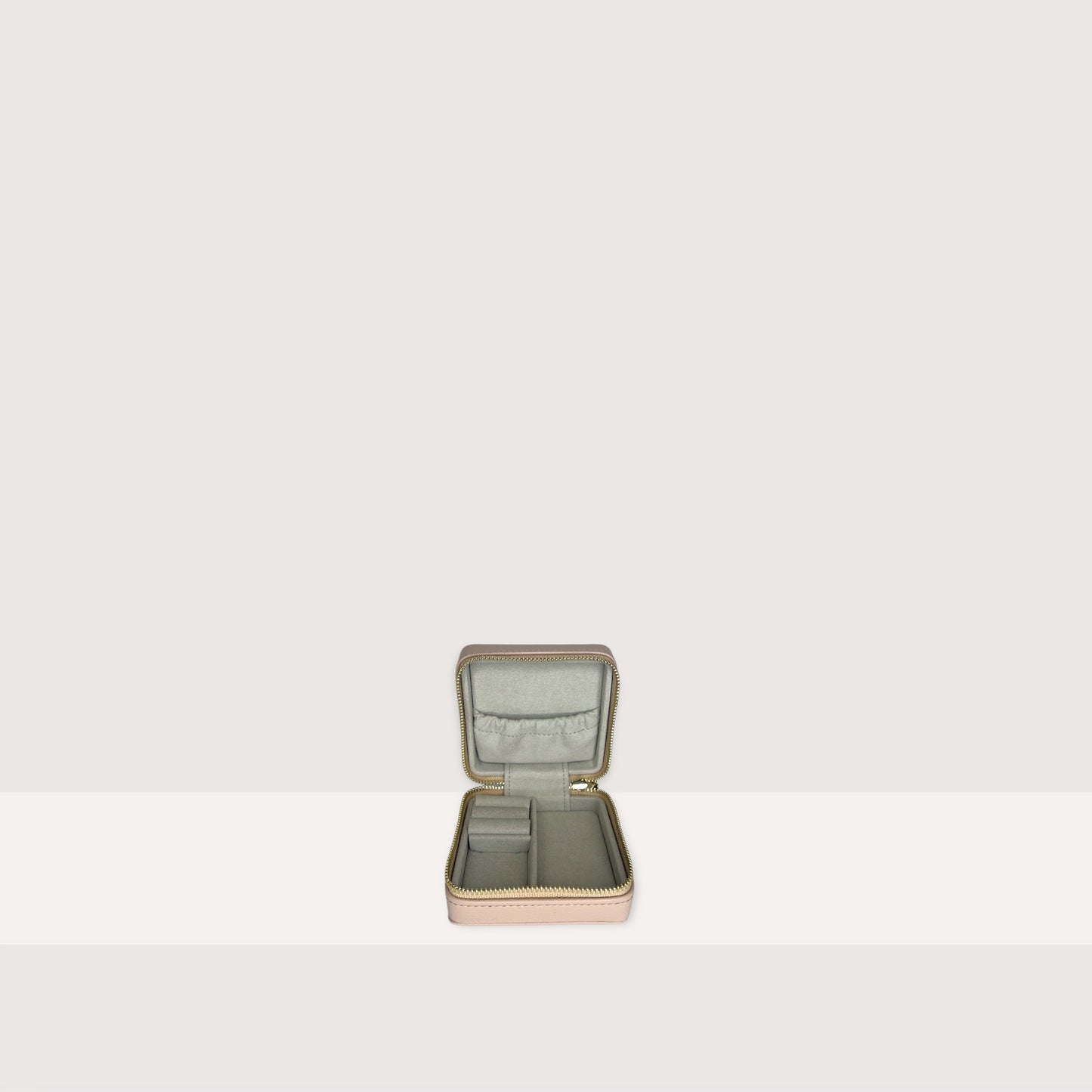 Косметичка Coccinelle E2 QIO 15 01 01 N12