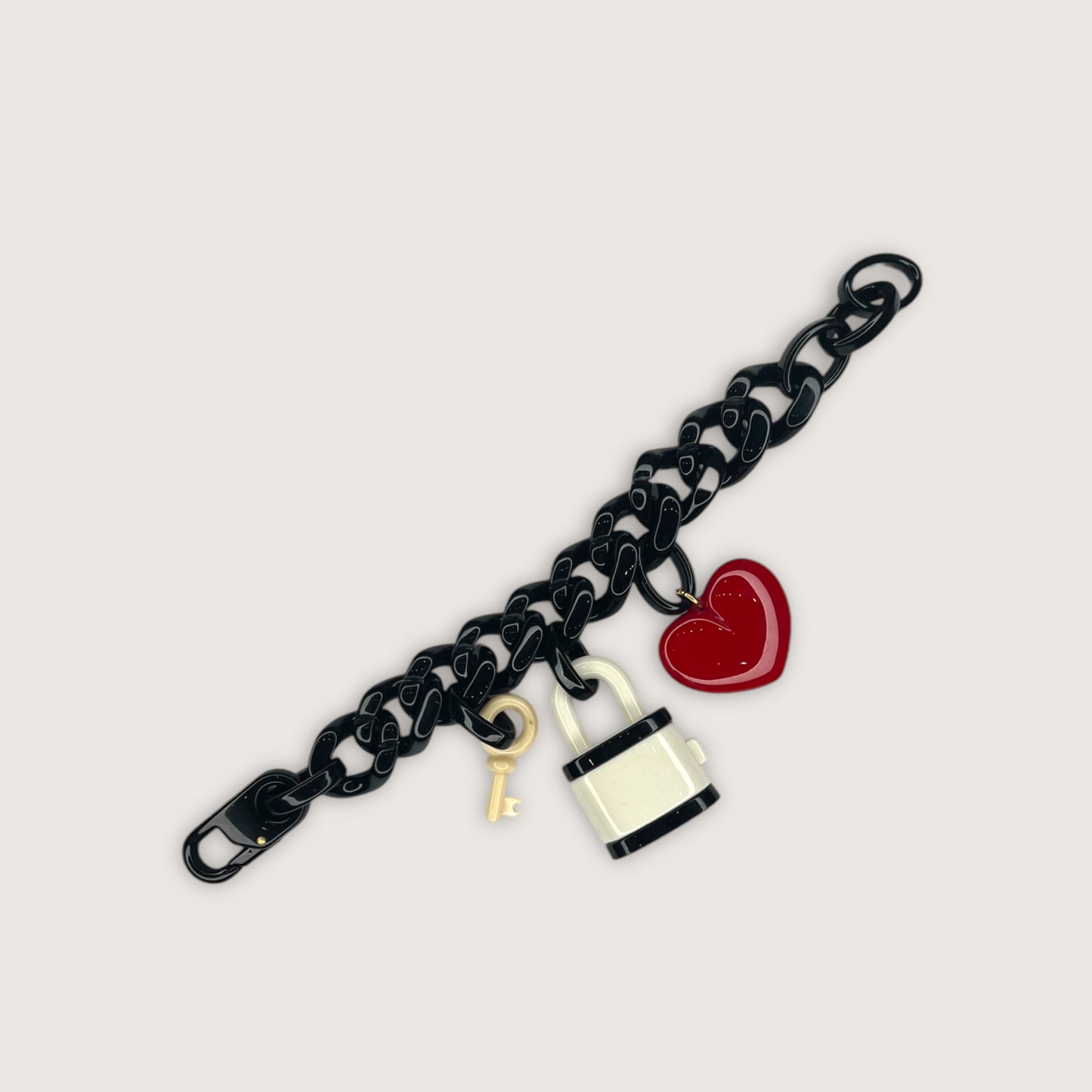 Браслет LA8 Labam 29986 red heart lock key