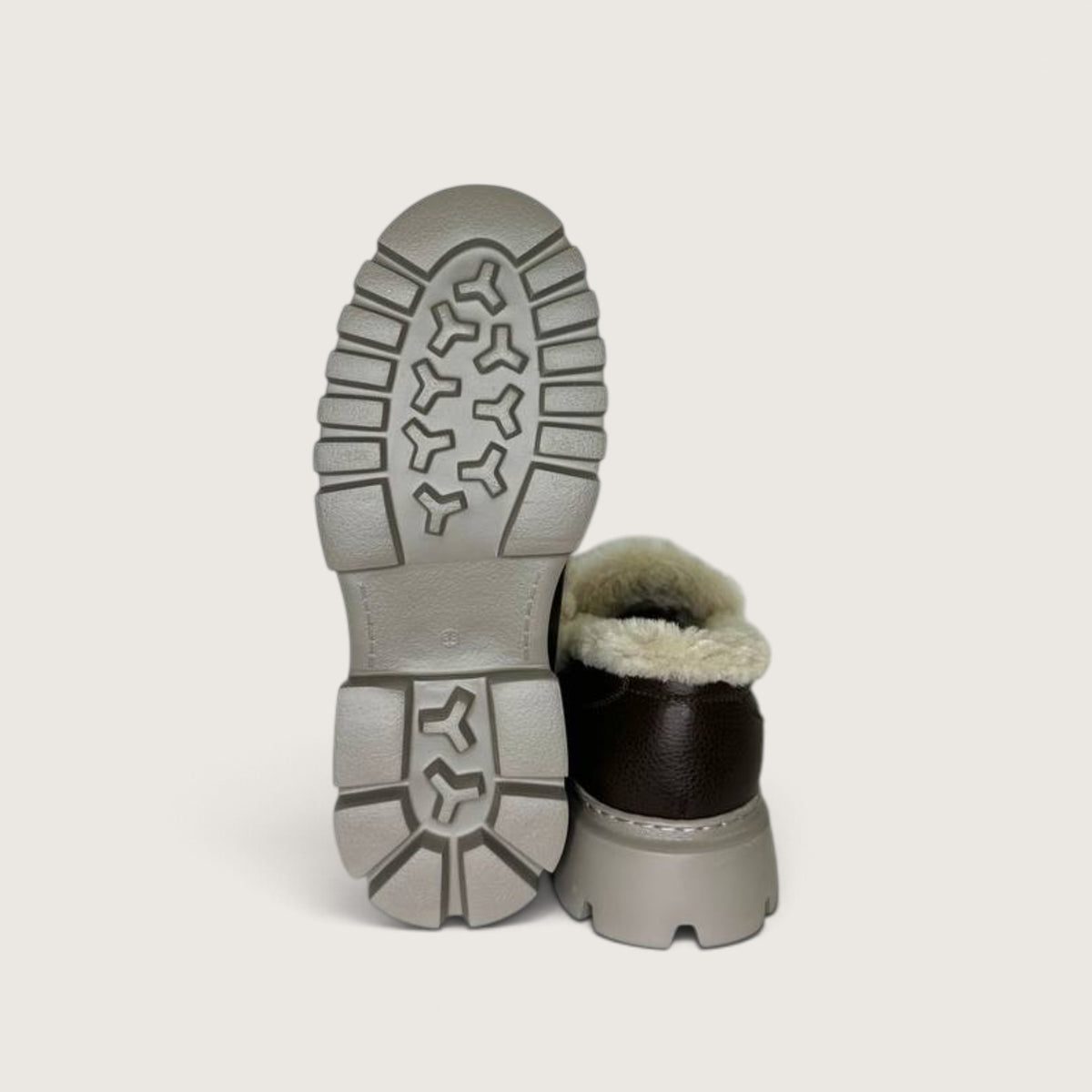 Взуття LA8 FW2603 chocolate leather