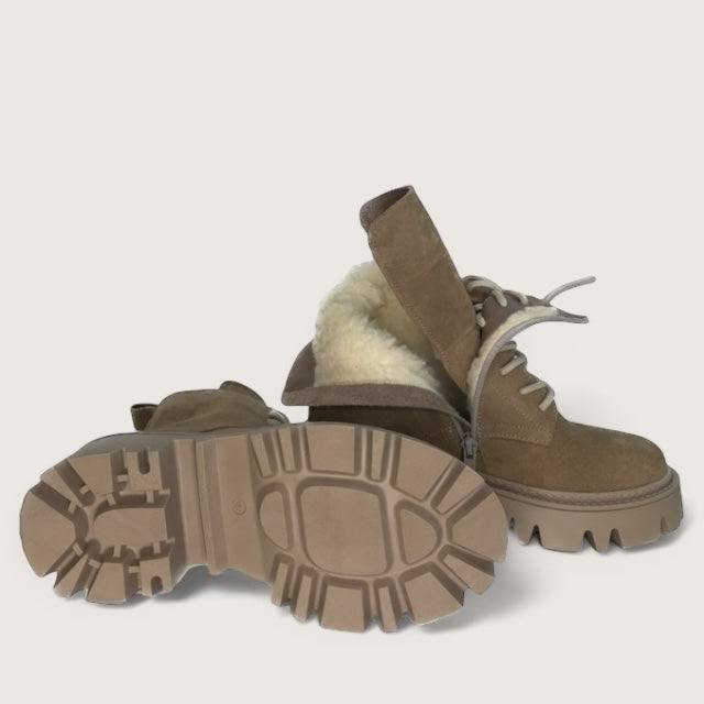 Взуття Etape velor capuccino fur boots