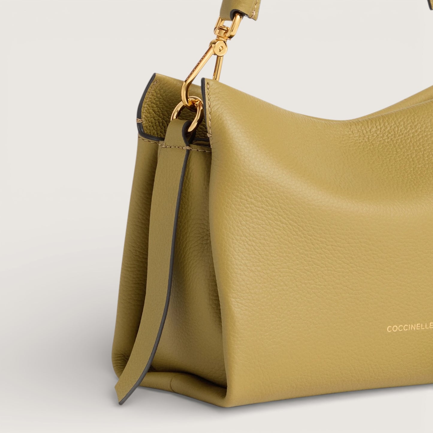 Оливкова італійська шкіряна жіноча сумка Coccinelle Boheme Grana Double E1 M50 58 01 01 776