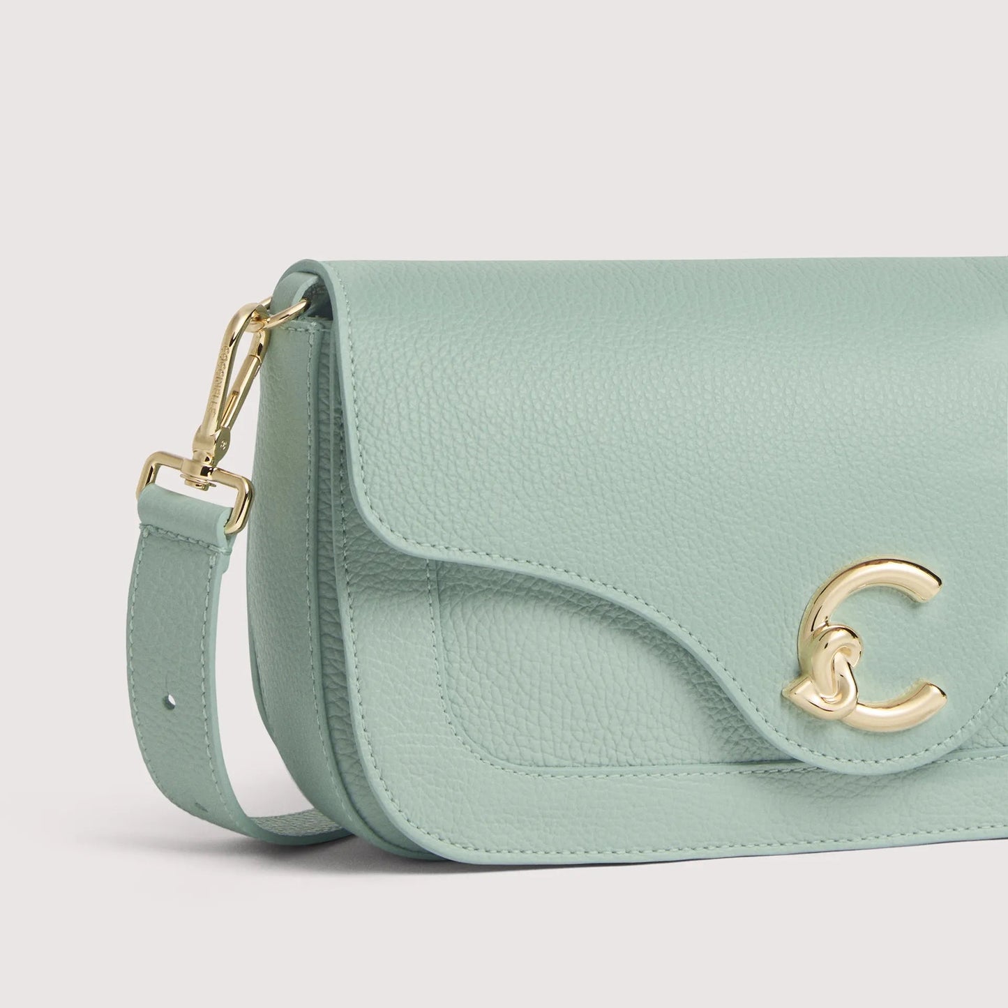 Блакитна італійська шкіряна жіноча сумка Coccinelle C-Me Medium E1 SSL 12 03 01 B33