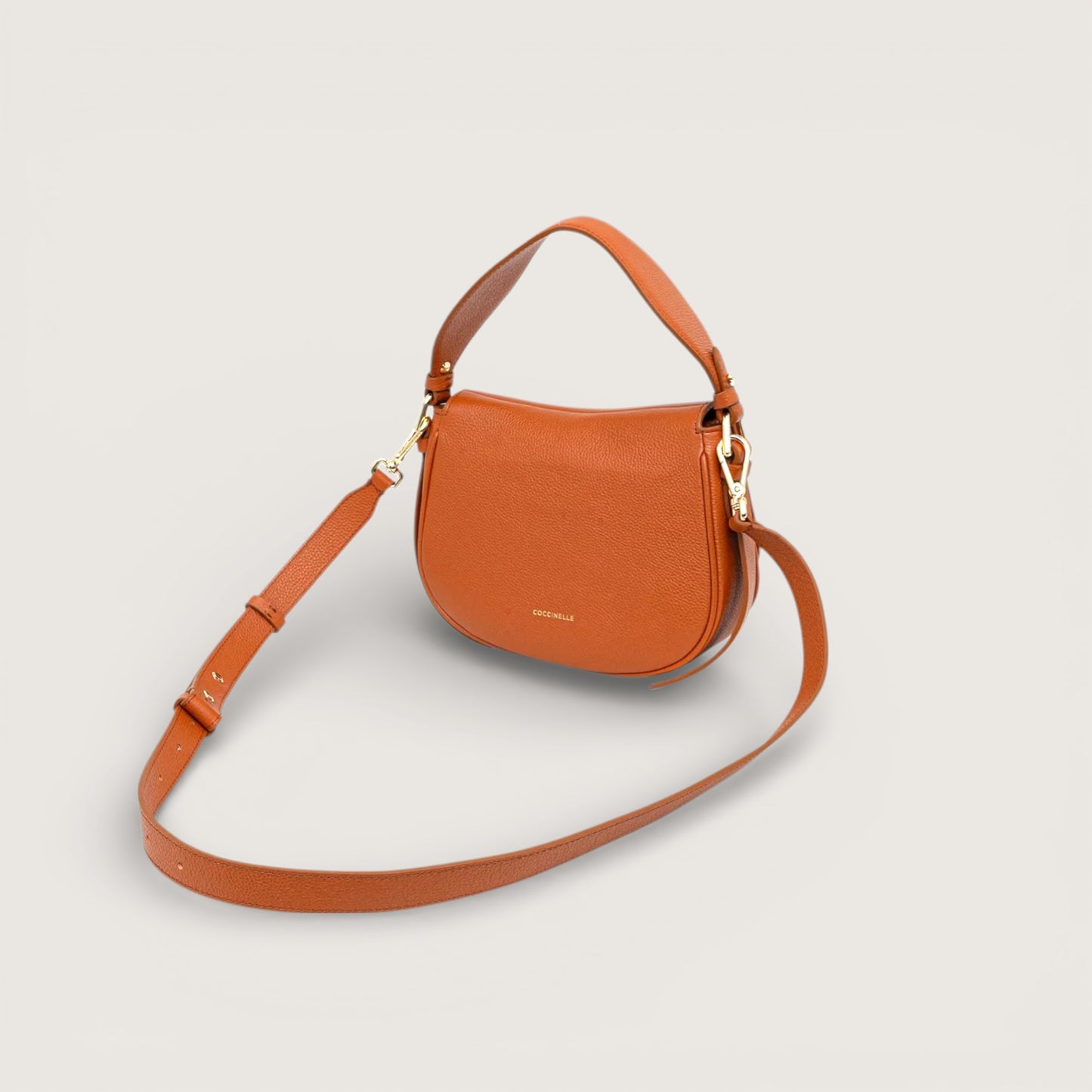 Помаранчева італійська шкіряна жіноча сумка Coccinelle Mavery Small E1 U7F 18 02 01 R41