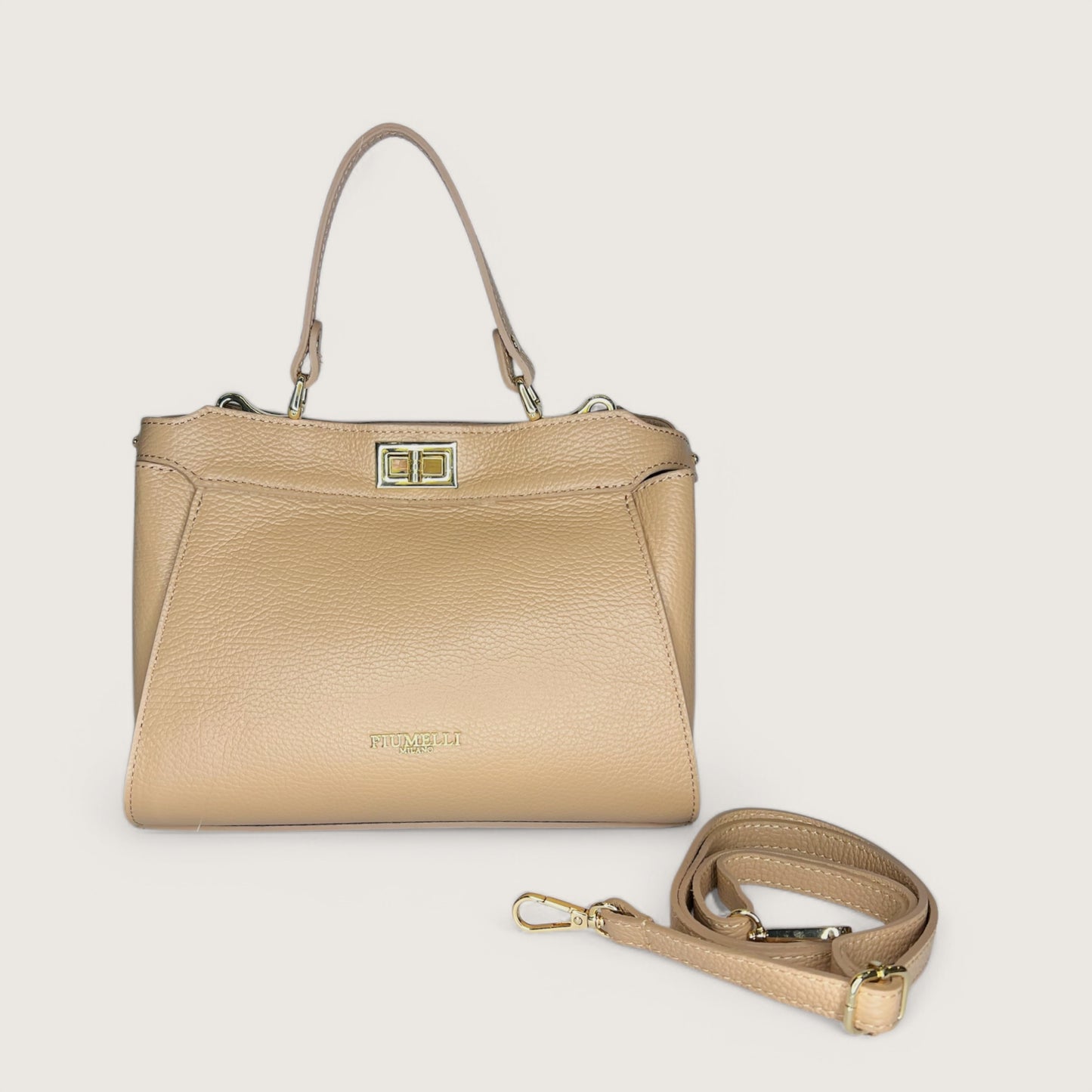 Бежева італійська шкіряна жіноча сумка Piumelli Sharon М M D81 Warm Beige
