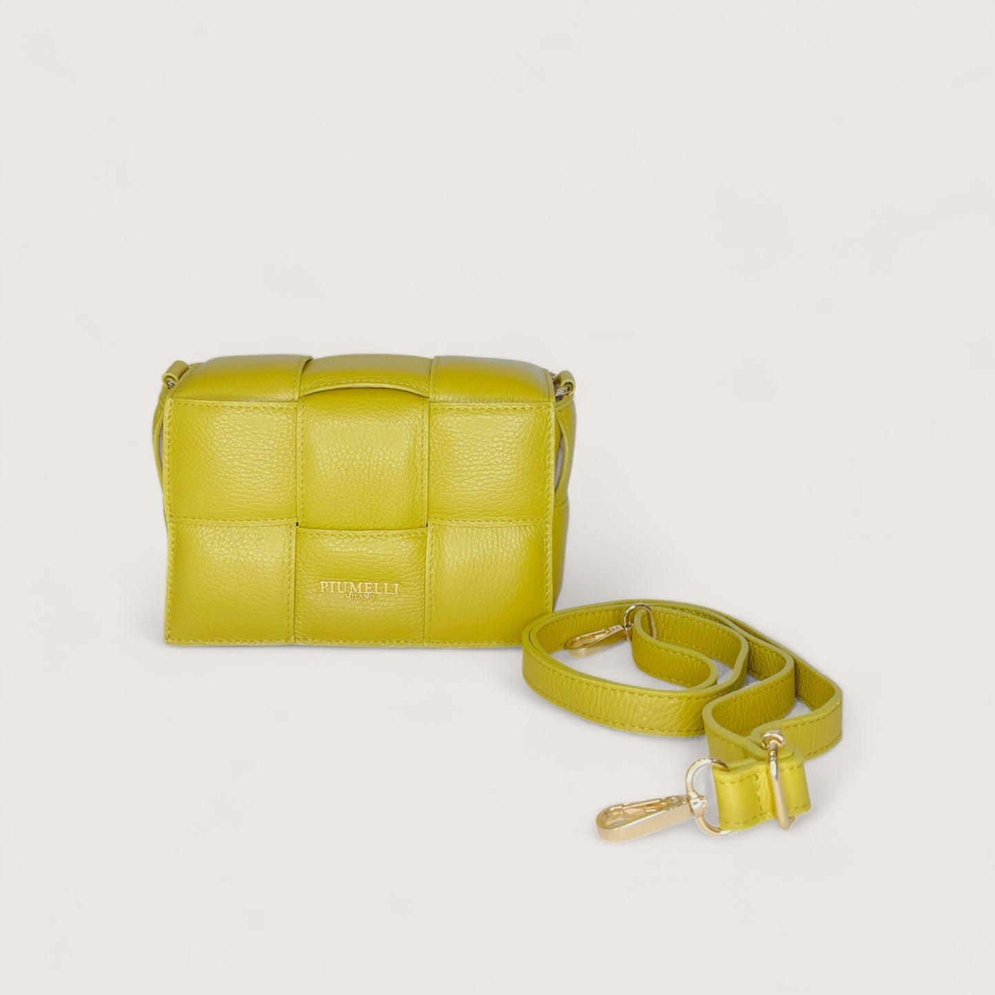 Гірчична італійська шкіряна жіноча сумка Piumelli Soleil M D89 Pistacchio