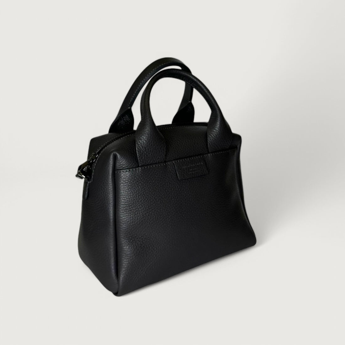 Сумка Christian Villa Hand Bags 05221 Peggy Shark