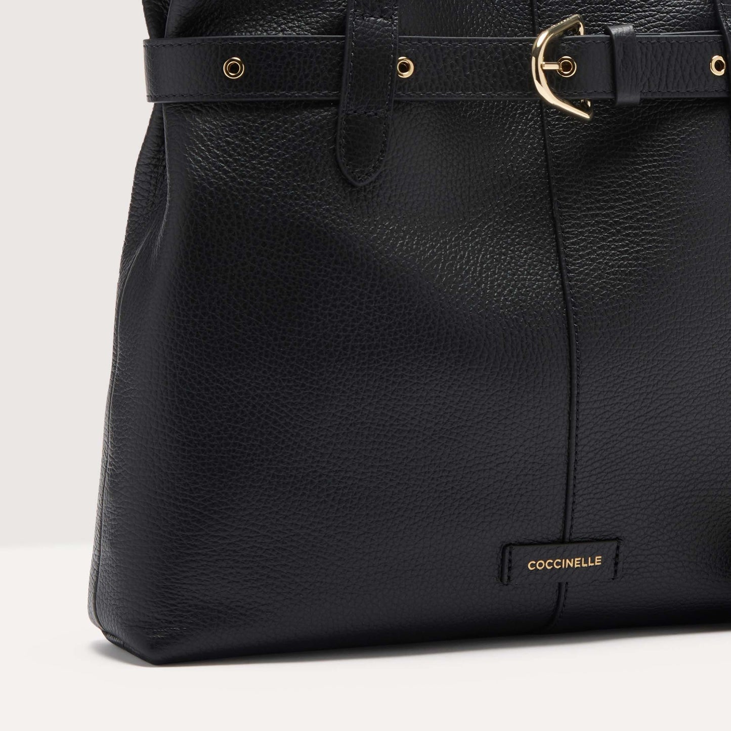 Сумка Coccinelle Abigail E1 SO5 18 01 01 001