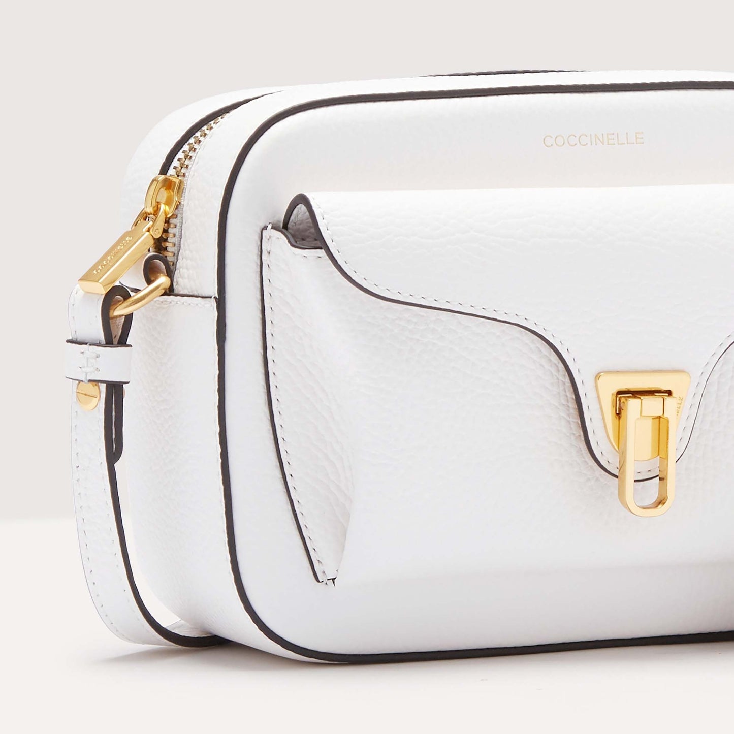 Сумка Coccinelle Beat Soft E1 MF6 15 02 01 H13