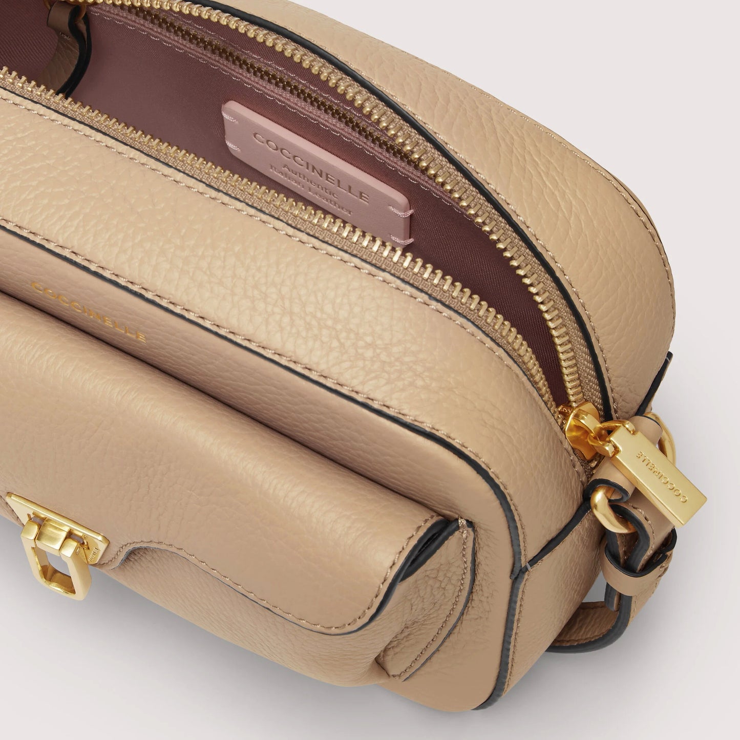 Сумка Coccinelle Beat Soft E1 MF6 15 02 01 N10