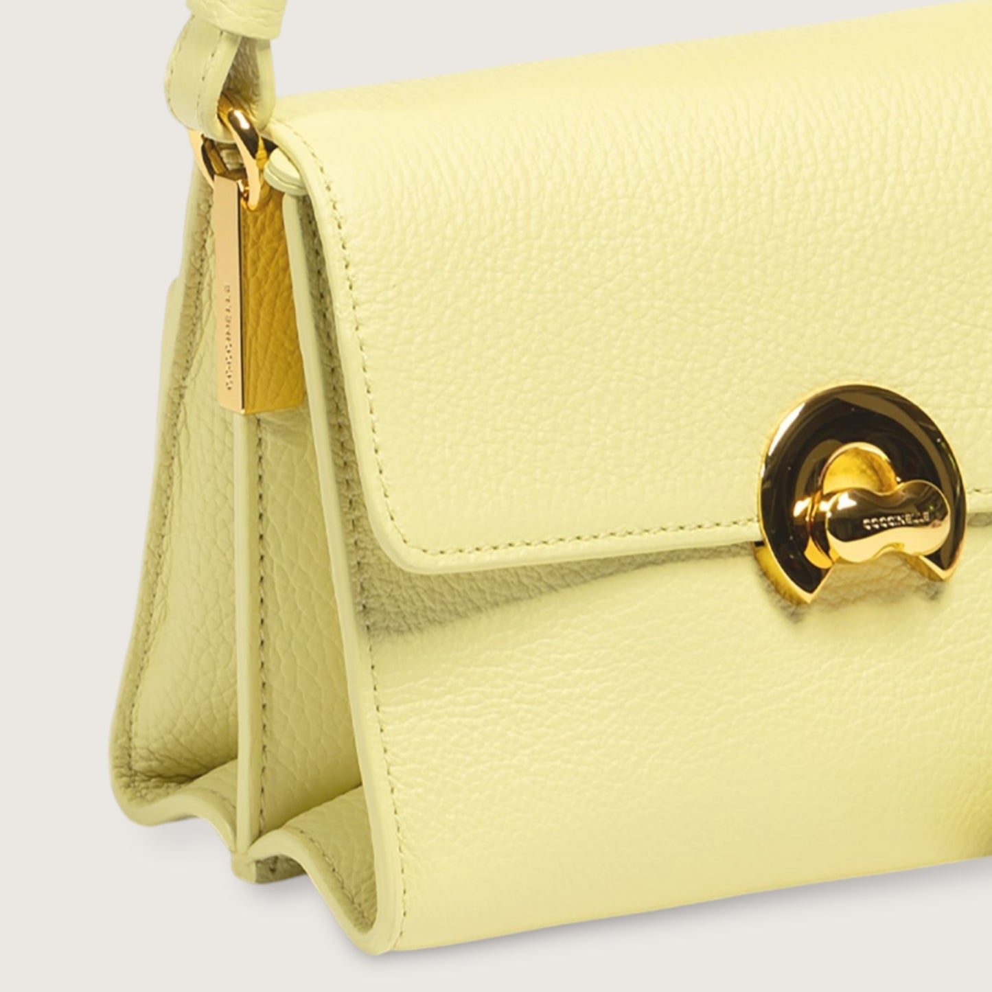 Сумка Coccinelle Binxie E1 P7P 58 01 21 G61