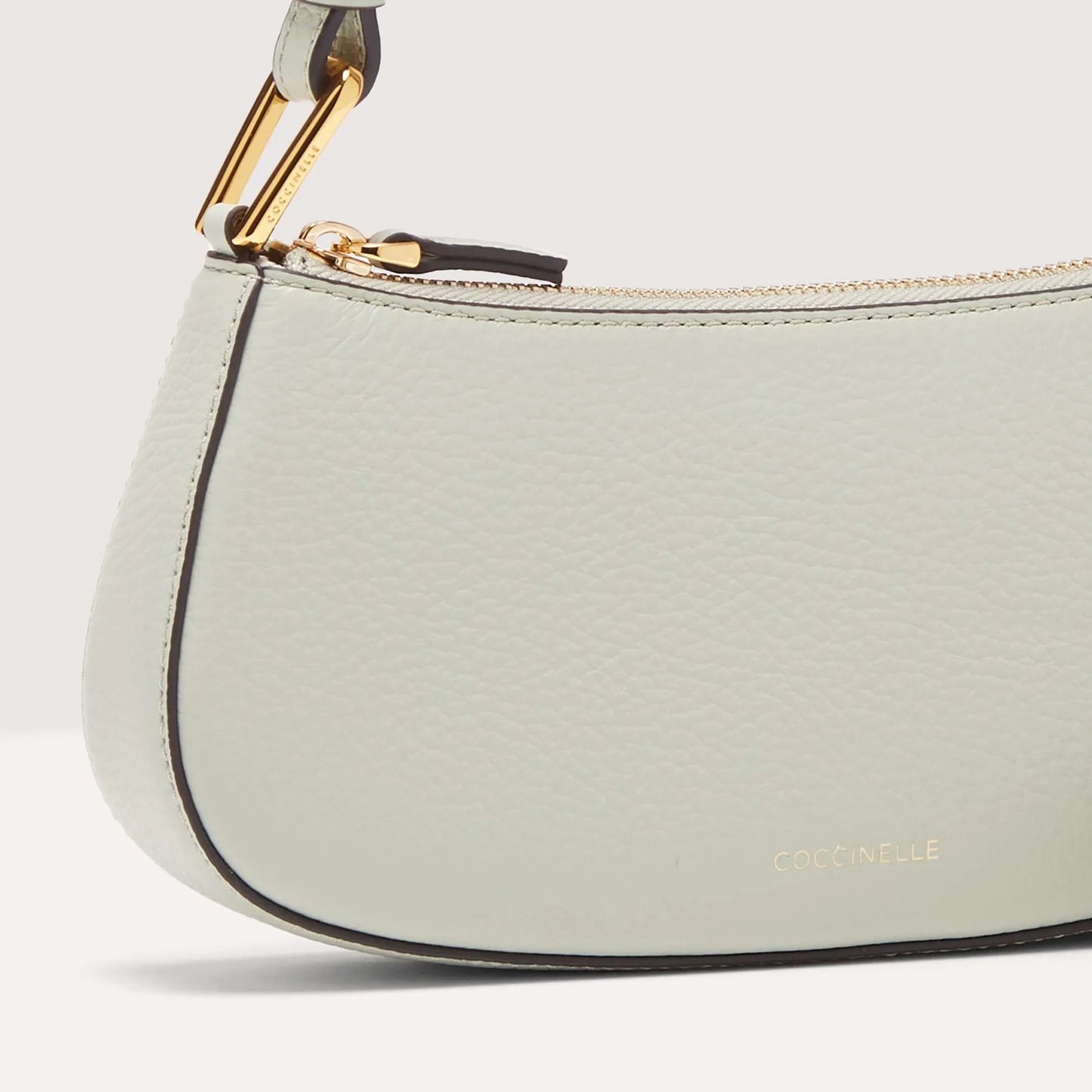 Сумка Coccinelle Merveille E5 MRF 52 01 01 G24