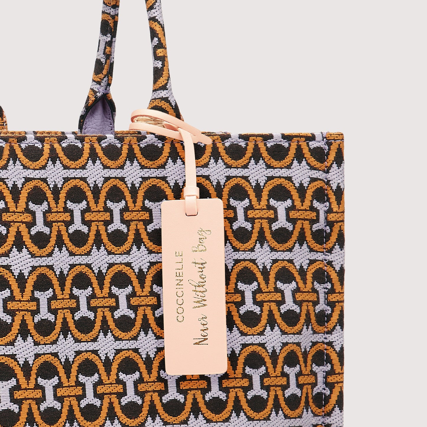 Сумка Coccinelle Never Without Bag Monogra E1 MBD 18 02 01 648