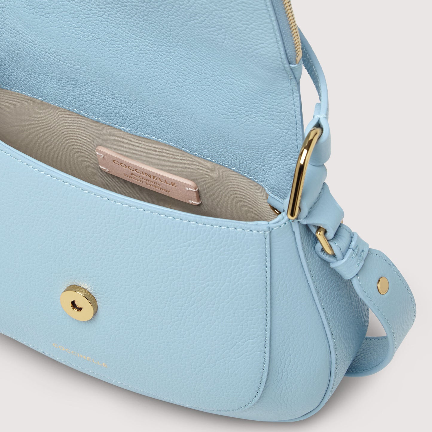 Сумка Coccinelle Sole E1 NAK 18 03 01 B16