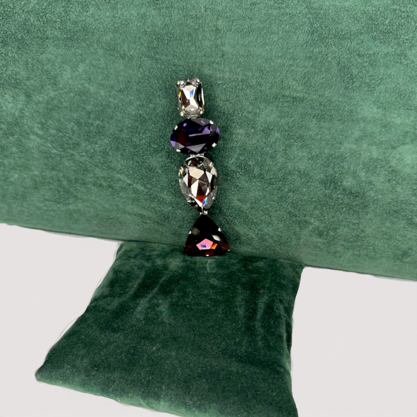 Брошка Vetro Antico AR 070872 purple pyramid