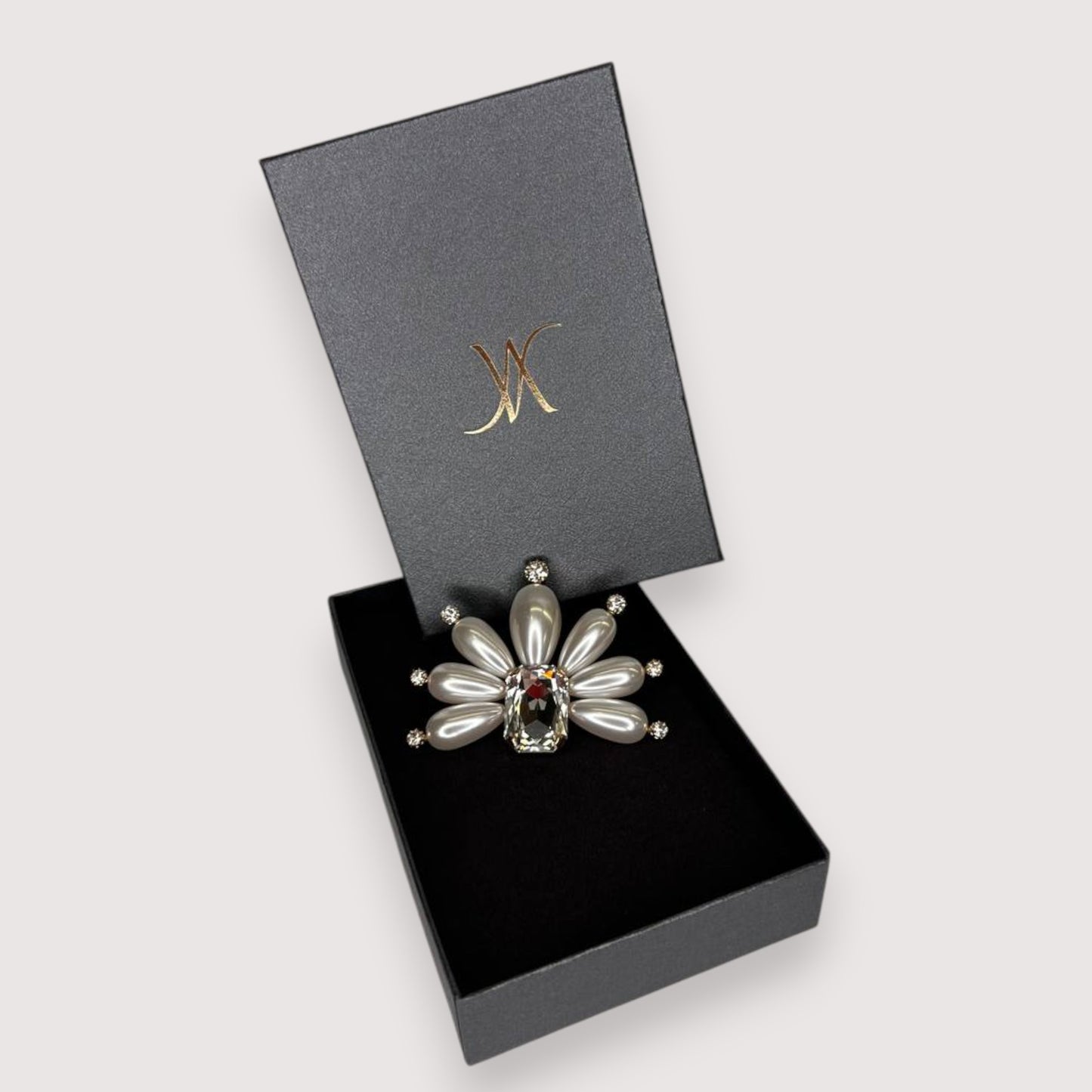 Брошка Vetro Antico AR 030873 pearl fan