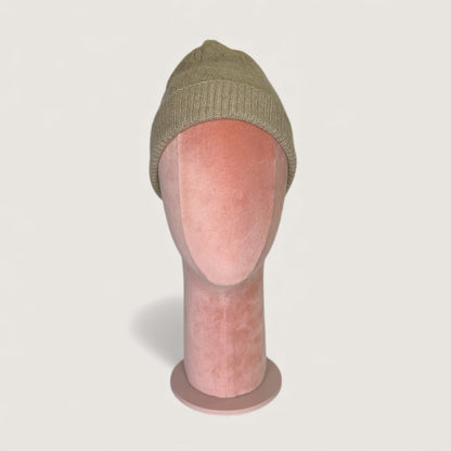 Шапка Butterfly BY LYU 2025.28 АТ beige cachmere