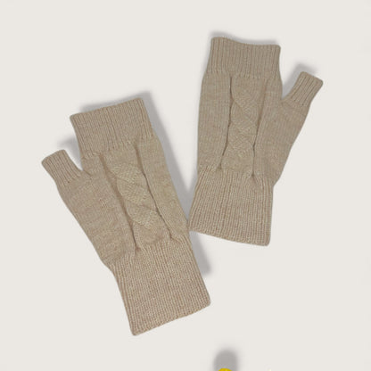 Мітенки Butterfly BY LYU 2025.38 АТ pearl cachmere