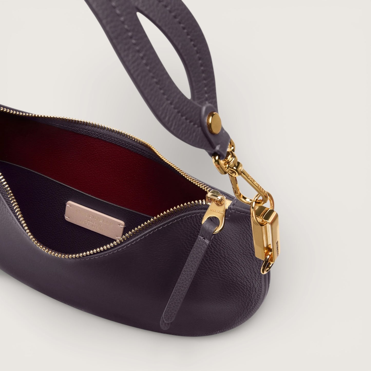 Сумка Coccinelle Sunup E1 QKF 13 02 01 738