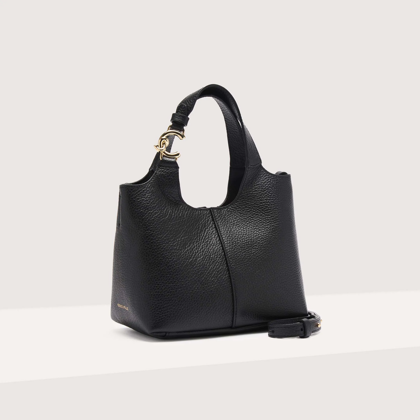 Сумка Coccinelle C-Easy E1 SHA 58 01 01 001