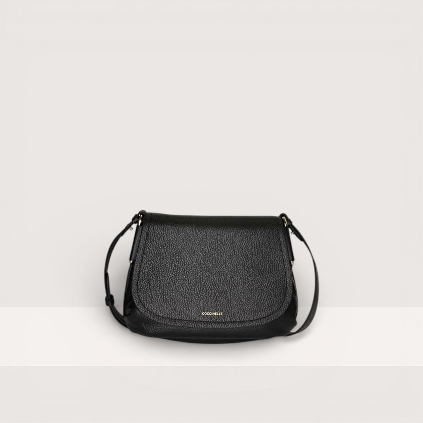 Сумка Coccinelle Rebekka E1 T95 15 02 01 001