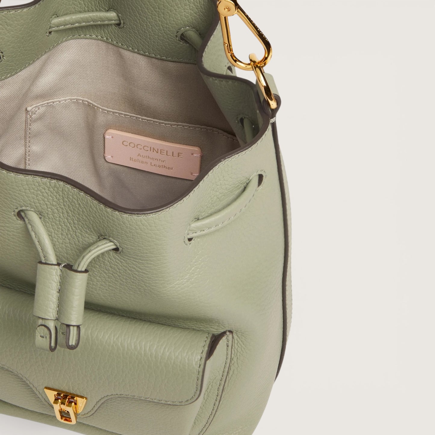 Сумка Coccinelle Beat Generatio E1 TFK 23 03 01 G77