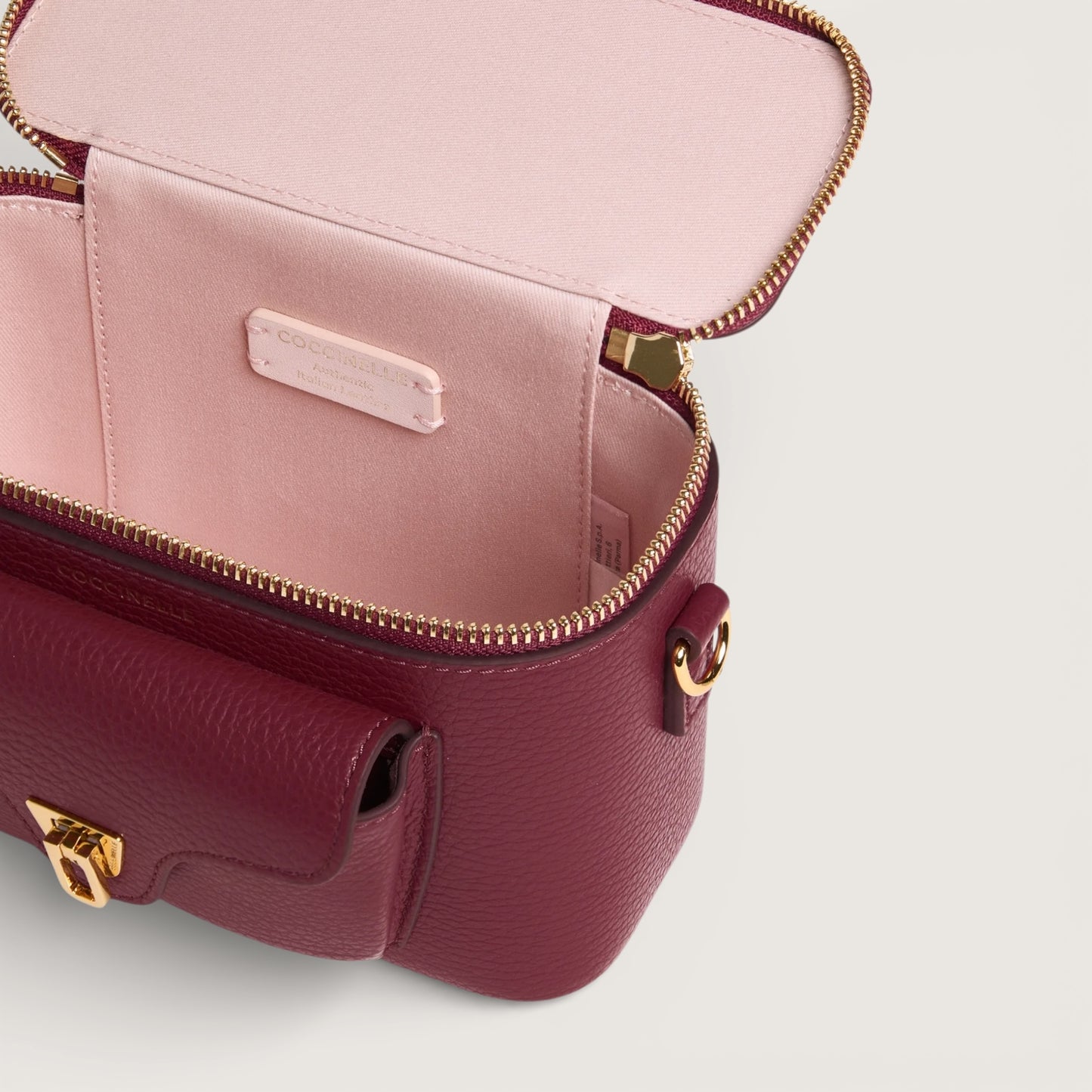 Сумка Coccinelle Beat Generatio E5 TFK 55 01 01 R52