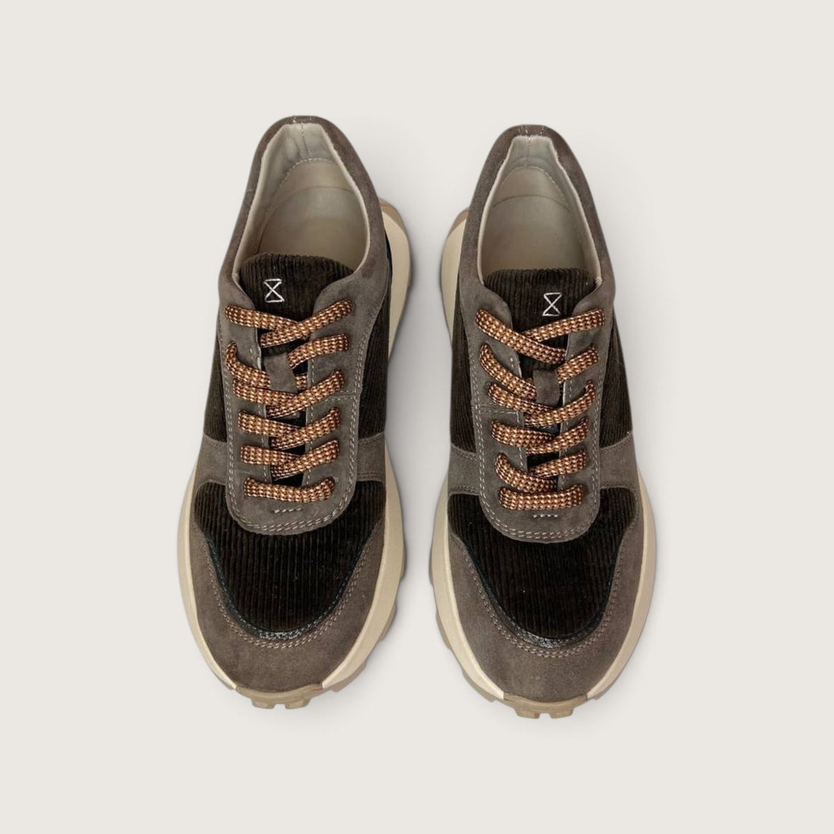 Взуття LA8 FW2602au taupe/brown velvet