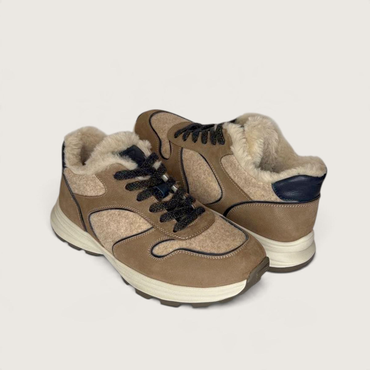 Взуття LA8 FW2602m taupe nubuk-blue/beige
