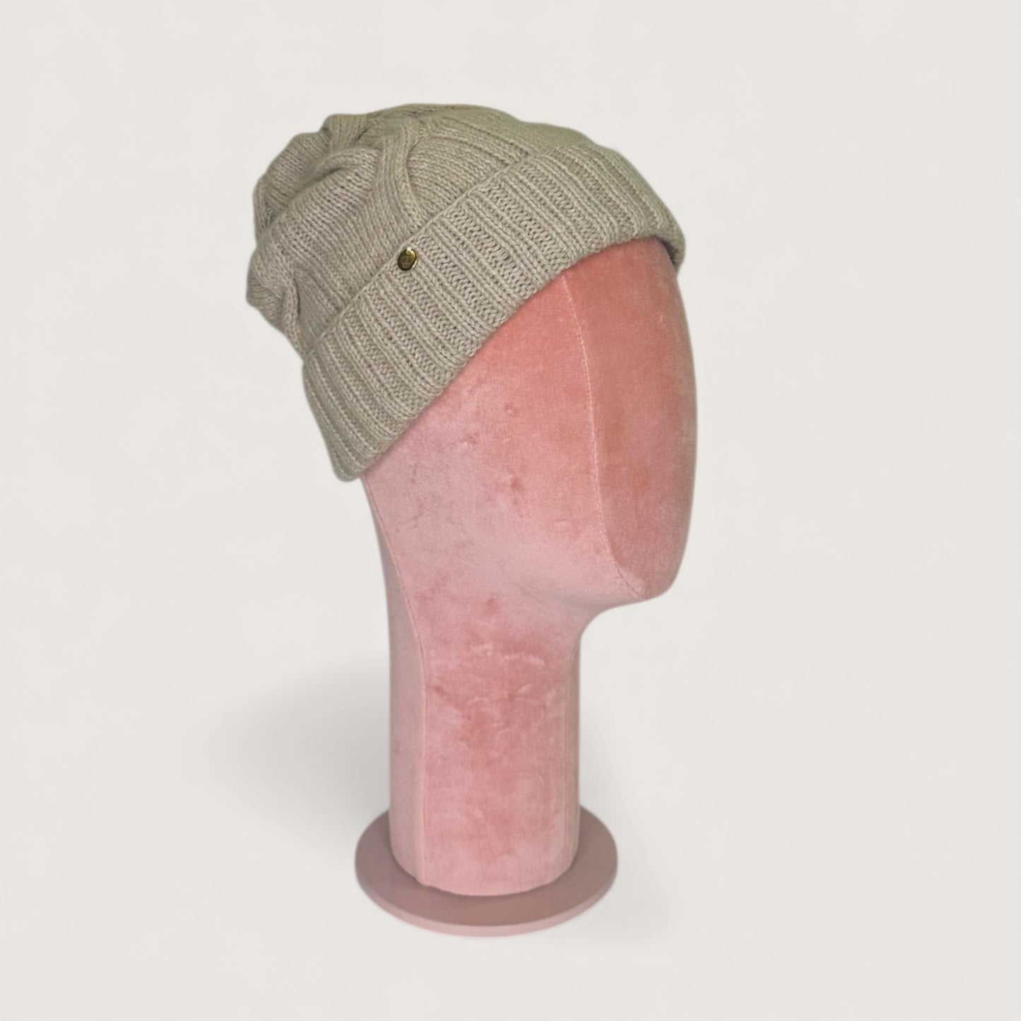 Шапка Butterfly BY LYU 2023.26 beige