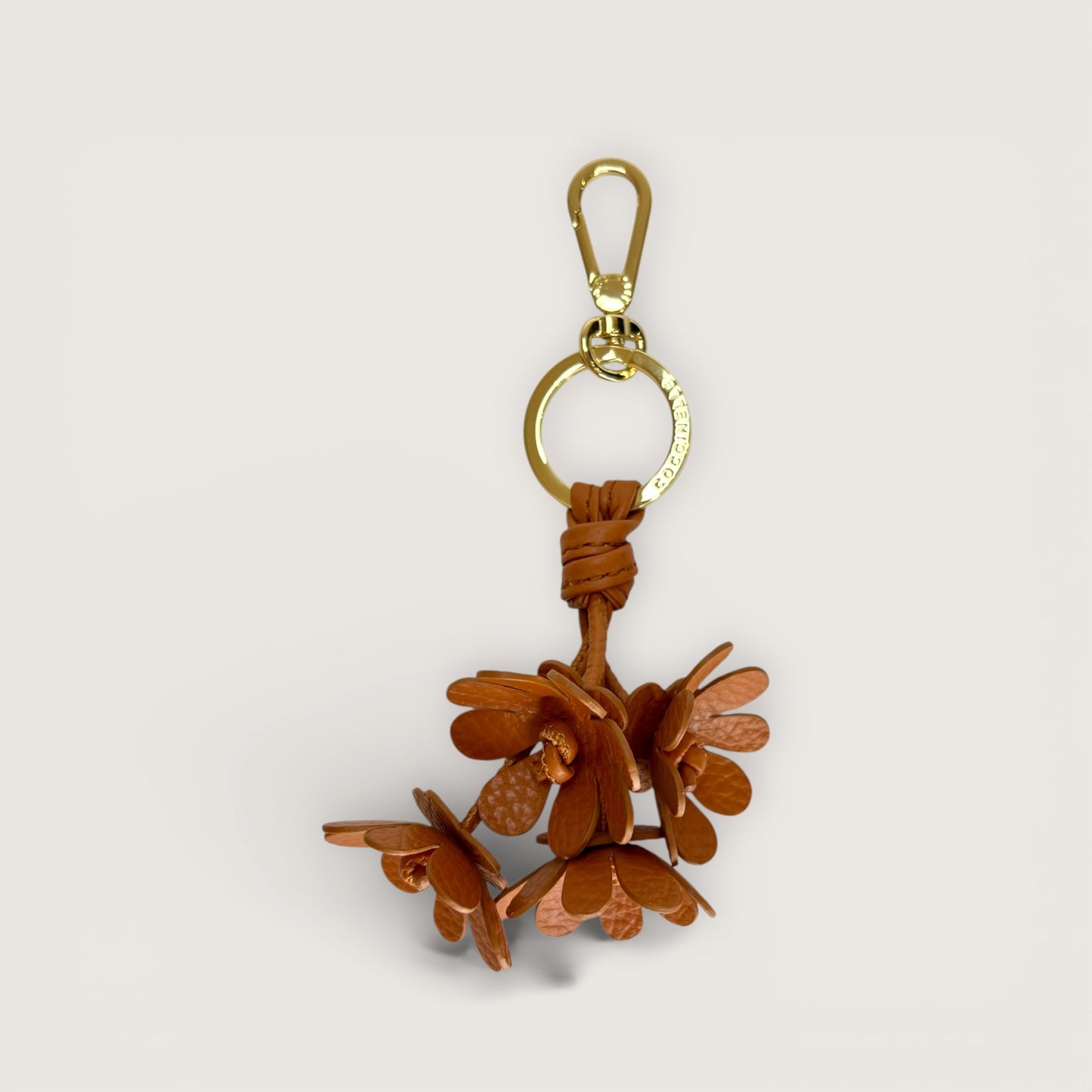 Карамельний італійський шкіряний жіночий брелок Coccinelle E2 Q3M 41 13 01 R41