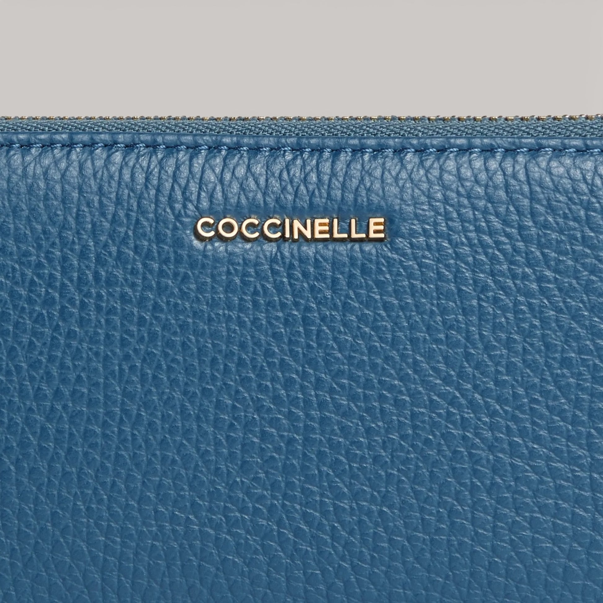 Бірюзовий італійський шкіряний жіночий гаманець Coccinelle Metallic Soft E2 MW5 11 32 01 B27