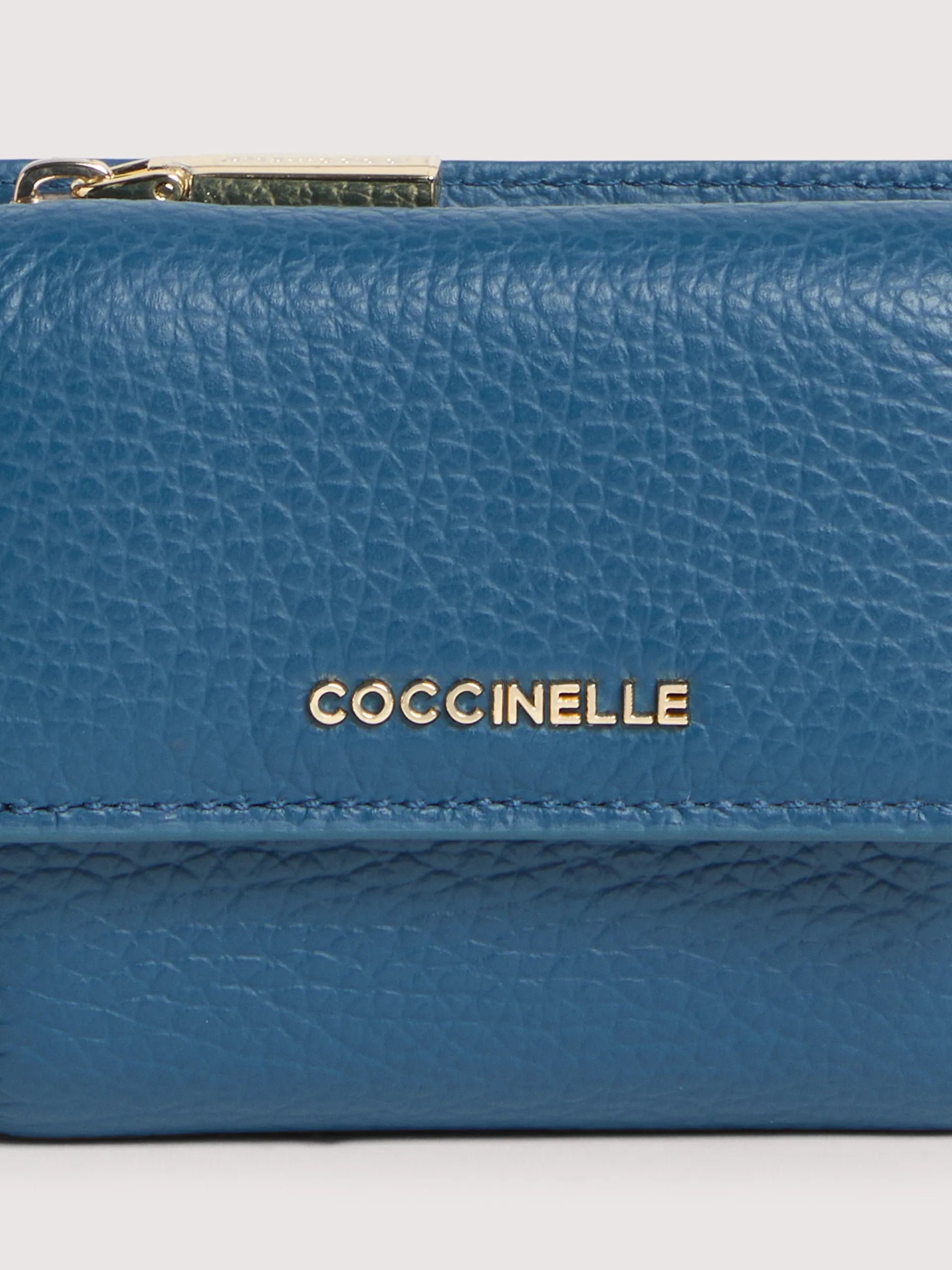 Бірюзовий італійський шкіряний жіночий гаманець Coccinelle Metallic Small E2 MW5 11 B8 01 B27