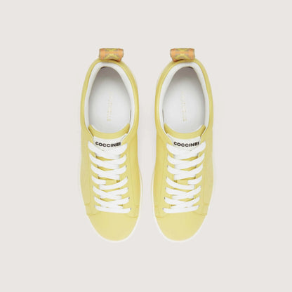 Лимонні італійські шкіряні жіночі кеди Coccinelle Monogram Perforee Sneakers E4 PWT 24 01 01 G61