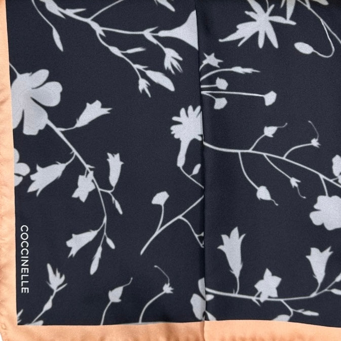 Синя італійська шовкова жіноча хустка Coccinelle Shadow Print E7 QAX 38 01 01 M76