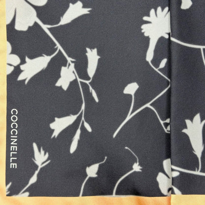 Синя італійська шовкова жіноча хустка Coccinelle Shadow Print E7 QAX 38 01 01 M76