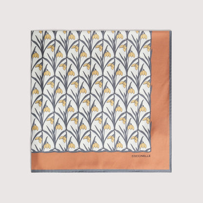 Італійська шовкова жіноча хустка Coccinelle Snowdrop Wallpaper E7 VYV 38 01 01 M41