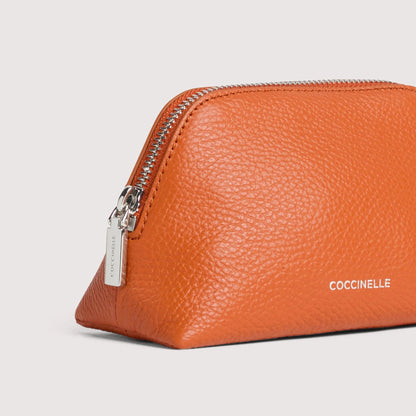 Помаранчева італійська шкіряна жіноча косметичка Coccinelle Helga Small E5 TMF 25 02 01 R41