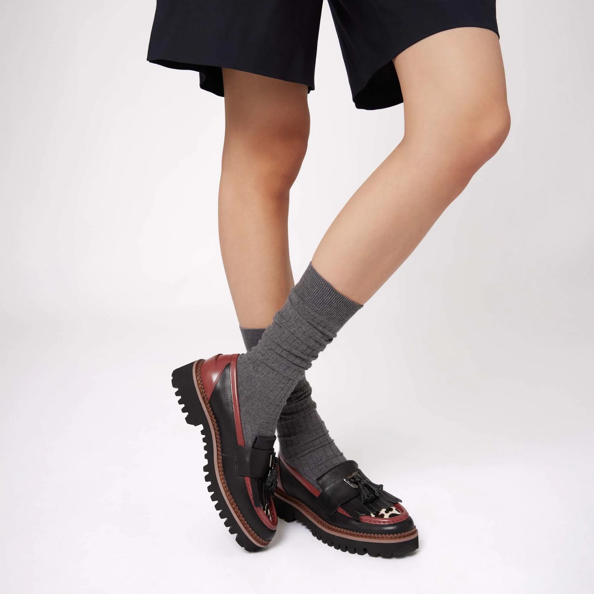 Чорні італійські шкіряні жіночі лофери Coccinelle Beat Multimaterial R87 16 03 01 591