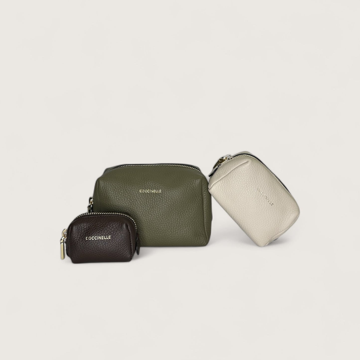 Мультиколор італійський шкіряний жіночий набір косметичок Coccinelle Trousse E5 MT5 25 F5 21 723