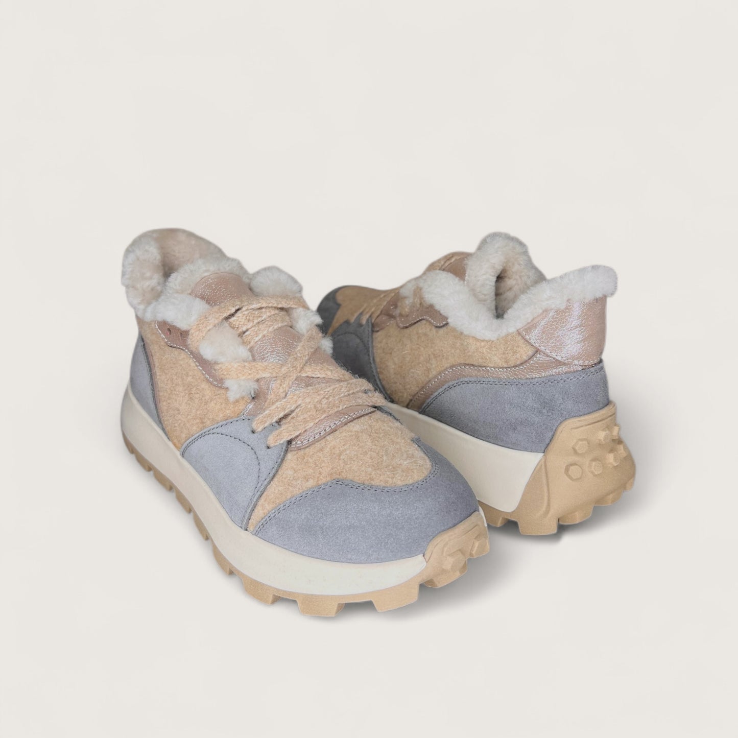 Взуття LA8 FW2501 grey davos-powder/beige