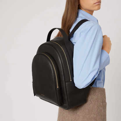 Чорний італійський шкіряний жіночий рюкзак Coccinelle Malory Large E1 R1K 14 01 01 001