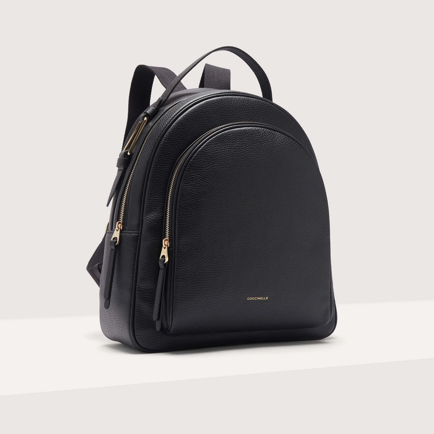 Чорний італійський шкіряний жіночий рюкзак Coccinelle Malory Large E1 R1K 14 01 01 001