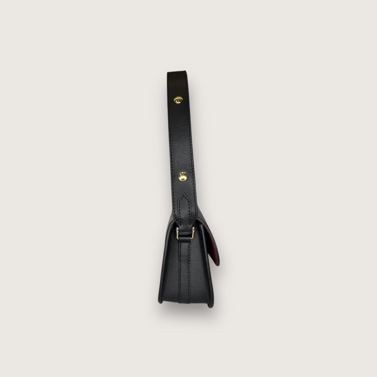Чорна італійська шкіряна жіноча сумка Christian Villa 06105 Bag Vitello Mini Grain Nero Alaska 04121