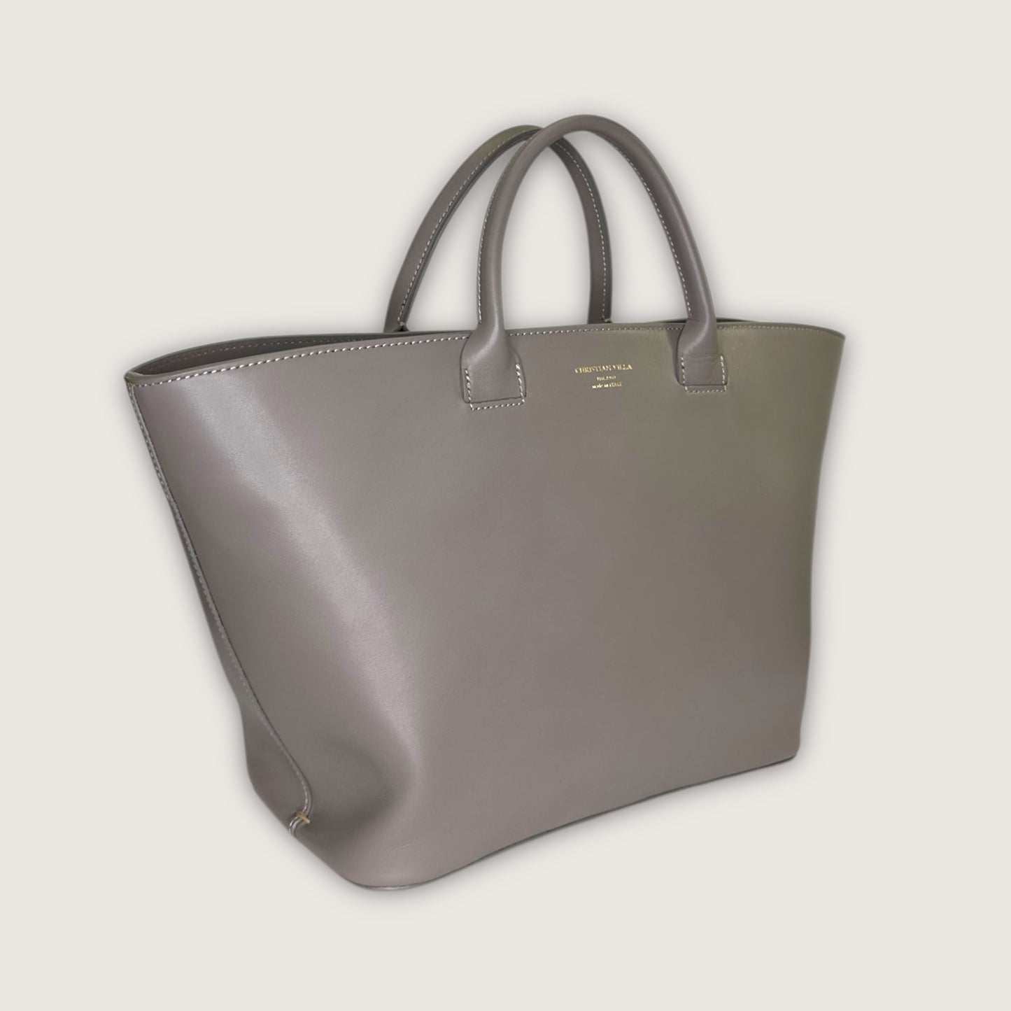 Італійська шкіряна жіноча сумка Christian Villa Jolie 06107 Bag Hero Grigio Microfibra Beige кольору тауп