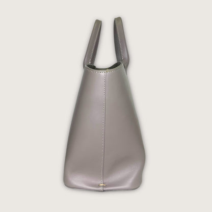 Італійська шкіряна жіноча сумка Christian Villa Jolie 06107 Bag Hero Grigio Microfibra Beige кольору тауп