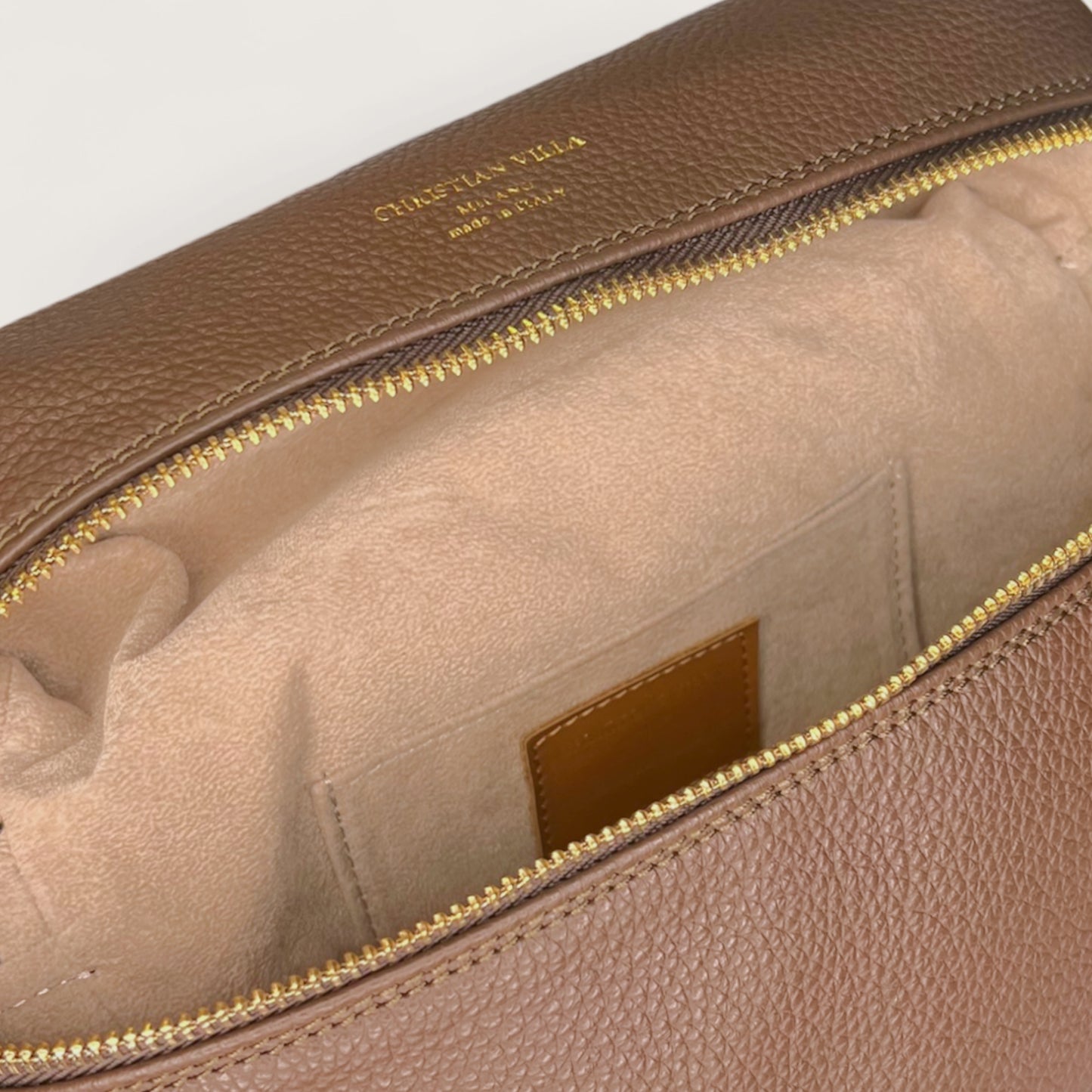 Коричнева італійська шкіряна жіноча сумка Christian Villa 06300 Bag Peggy Praline