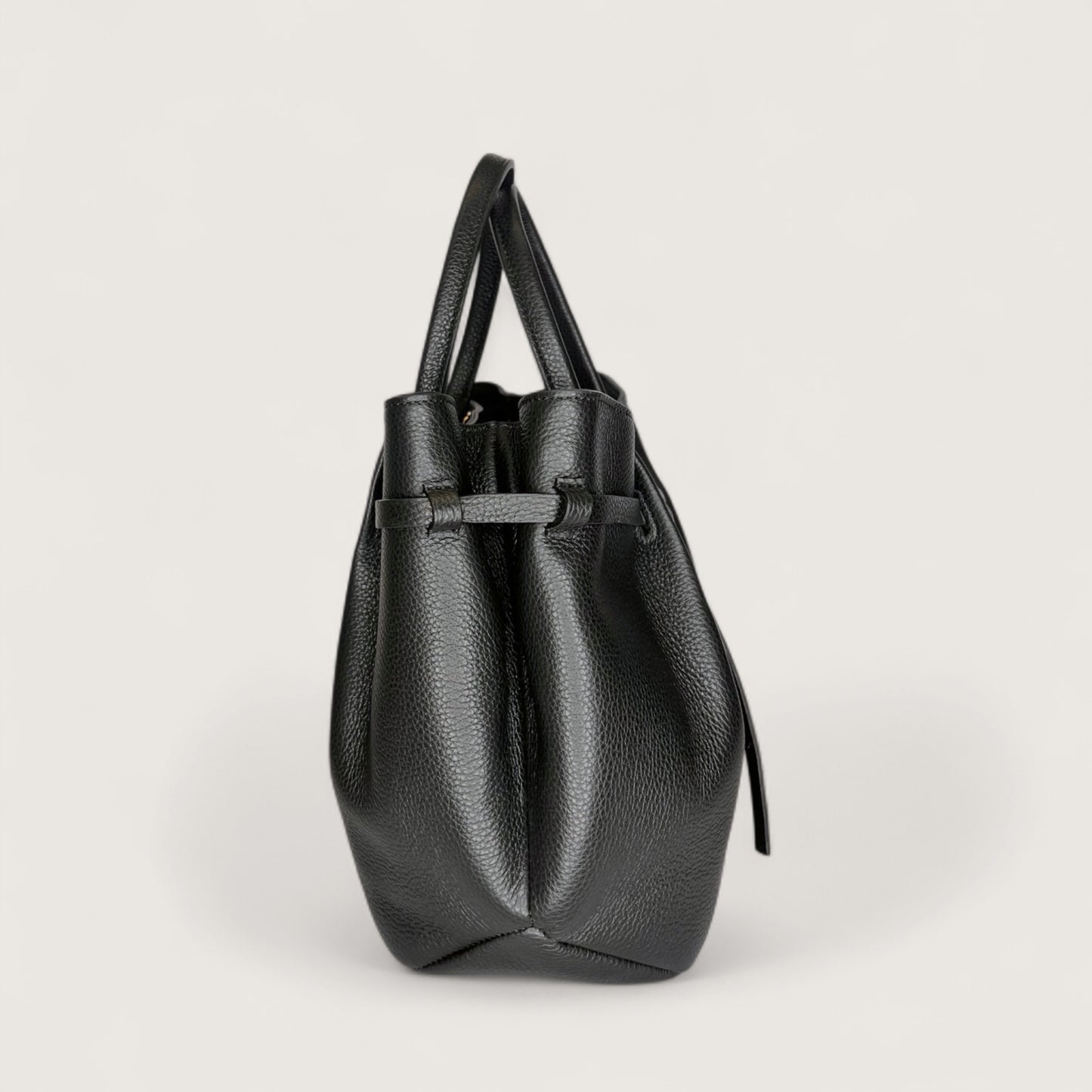 Чорна італійська шкіряна жіноча сумка Christian Villa 06308 Bag Peggy Nero