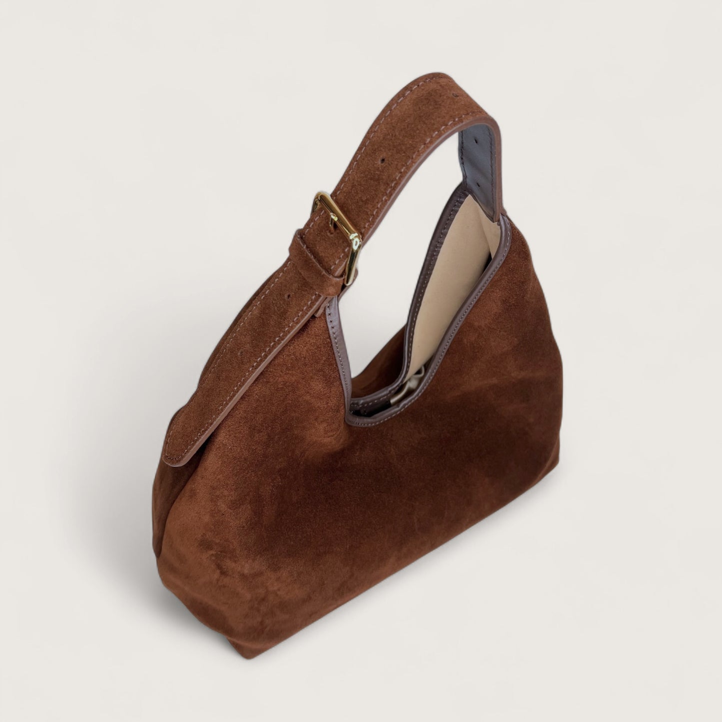 Шоколадна італійська шкіряна жіноча сумка Christian Villa Alma 06371 Bag Tennessee Chocolate