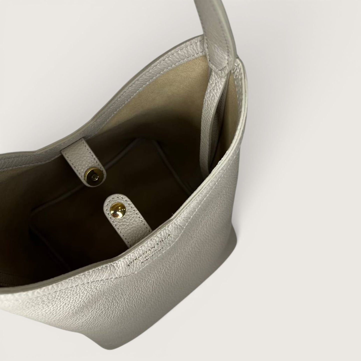 Сіра італійська шкіряна жіноча сумка Christian Villa Silvya Medium 06468 Bag Peggy Owl